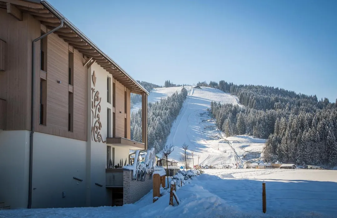 Enjoy The Alps - Aparthotel-1